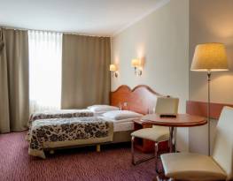 KRAKUS hotell Krakow majutus restoran puhkus veepark Krakowis