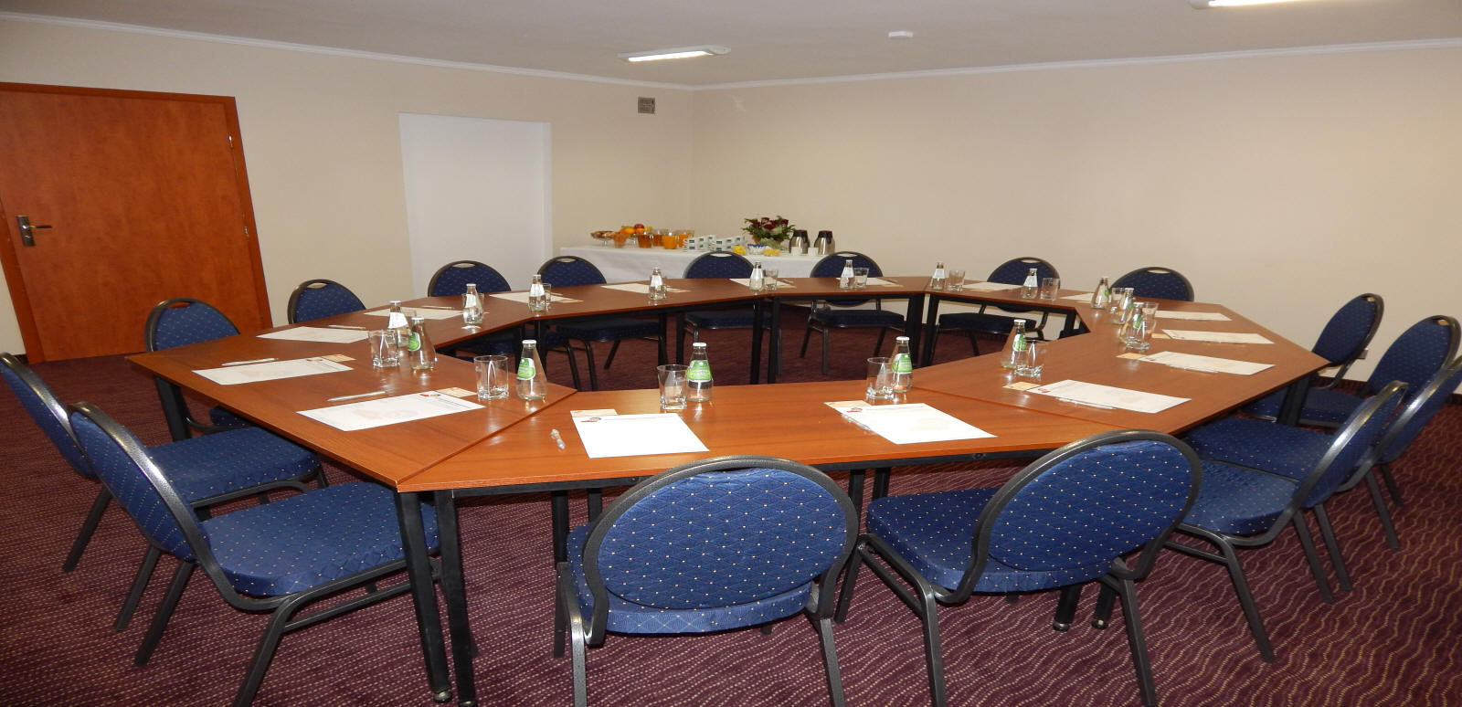 KRAKUS hotell Krakow majutus restoran puhkus veepark Krakowis